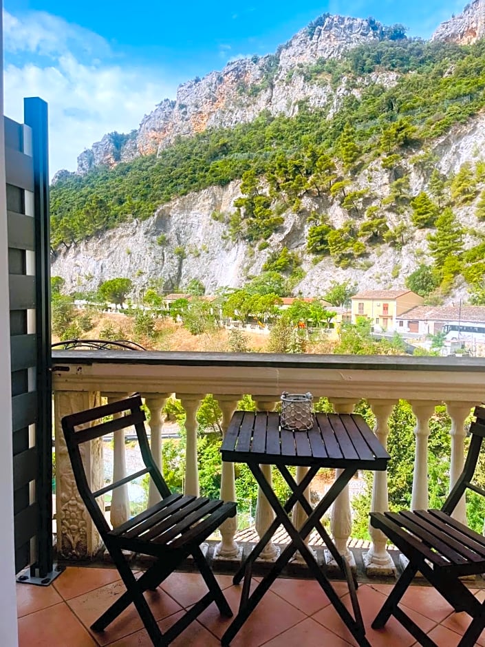 Le Terrazze Sul Pollino B&B