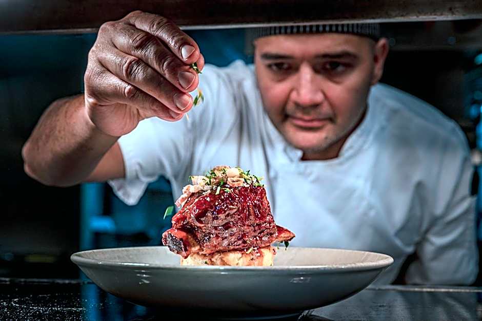 The Runnymede-On-Thames