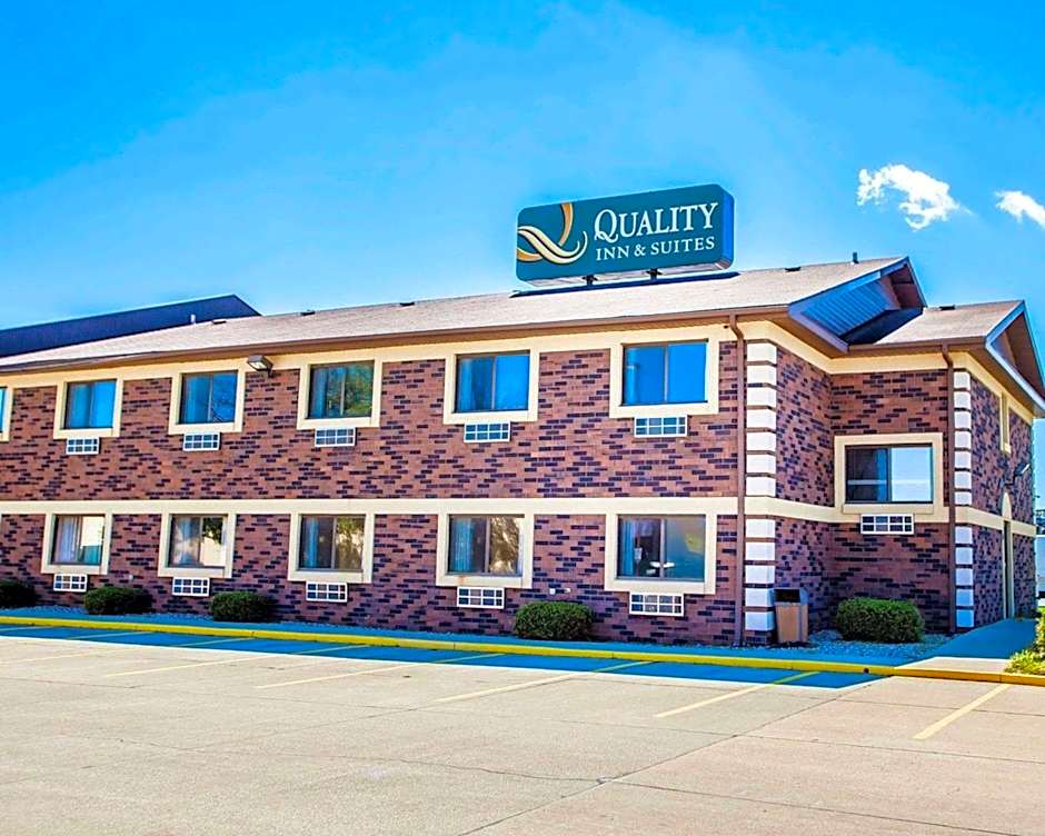 Quality Inn & Suites Champaign North - Urbana