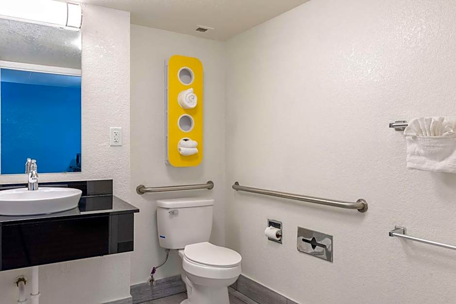 Motel 6-North Little Rock, AR - McCain