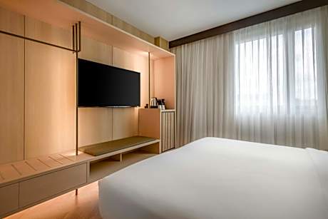 Standard Plus King, Guest room, 1 King