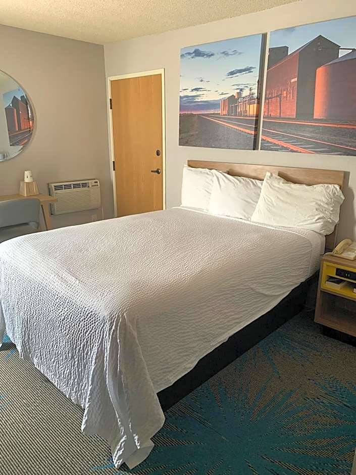 Days Inn by Wyndham Custer