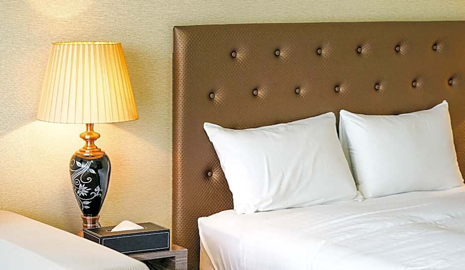 Secret House MAKISHI