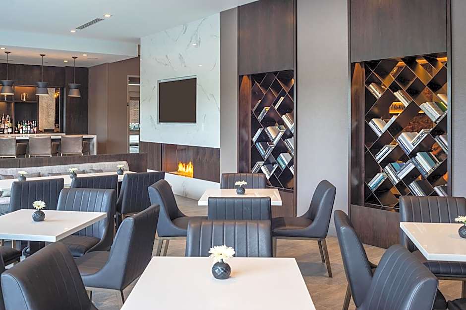 Holiday Inn Boston Logan Airport - Chelsea By IHG