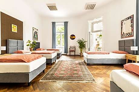 Mixed Dormitory Room