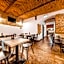 CASA CHITIC - HOTEL & RESTAURANT- Str Nicolae Balcescu 13