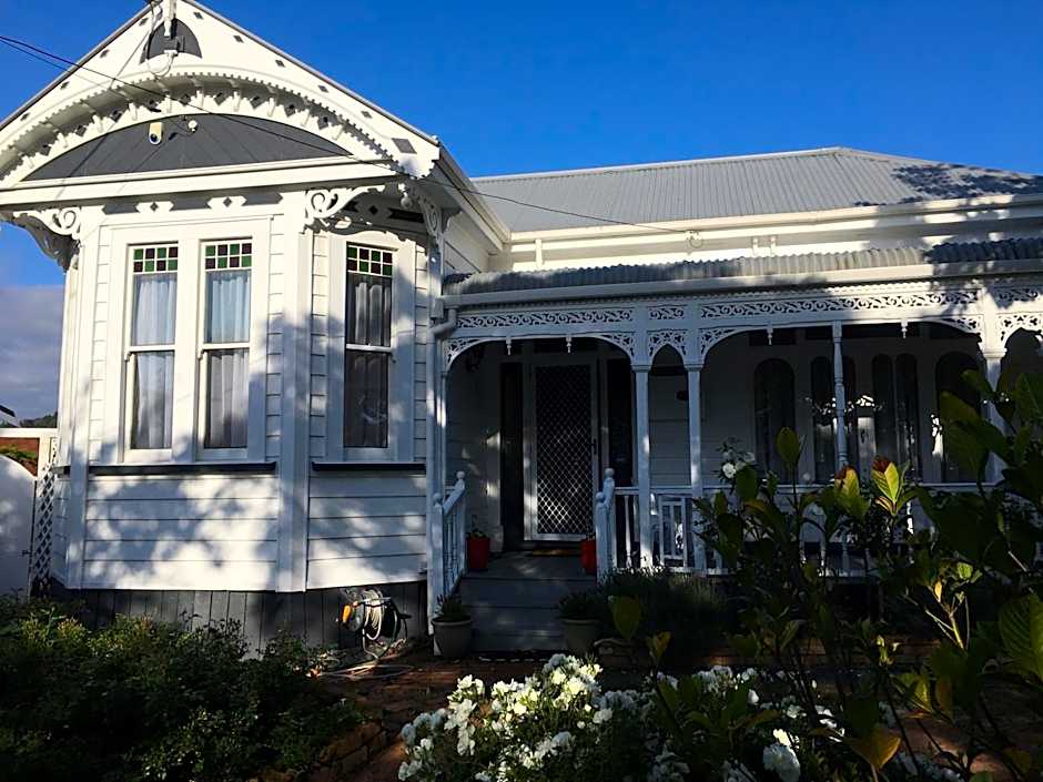 Chelsea House Bed & Breakfast