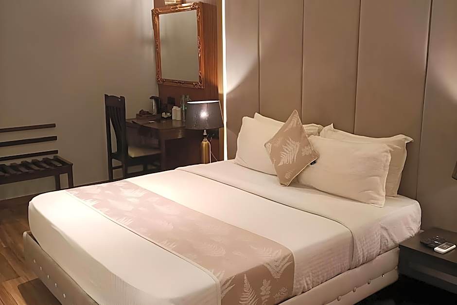 Hotel Poonja International