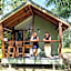 Airlie Beach Eco Cabins - Adults Only