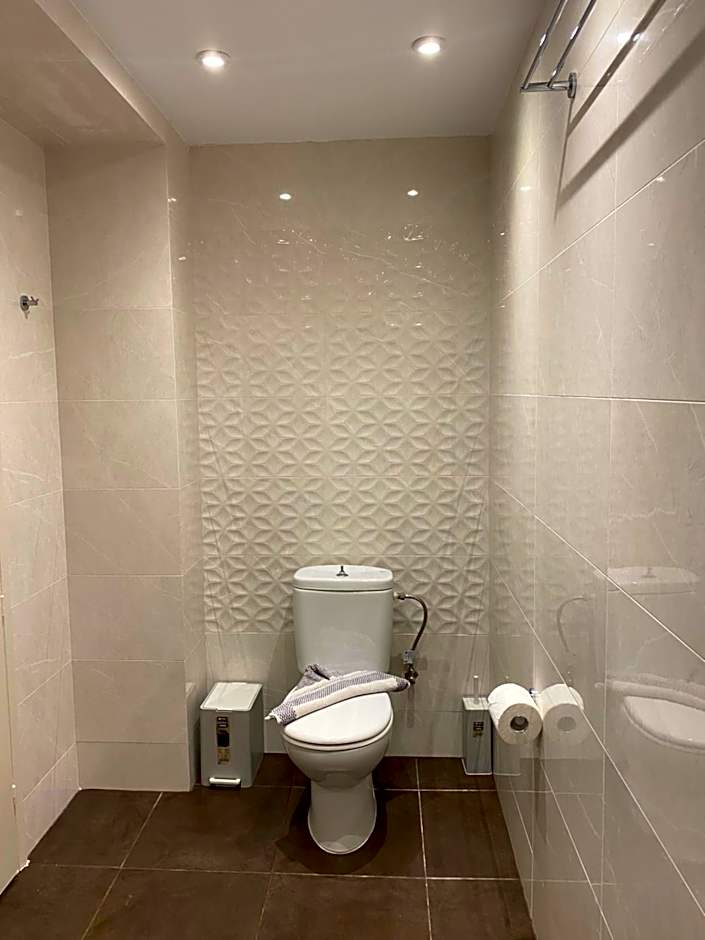 Elena Village Hotel & Suites