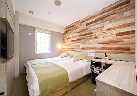 Twin Room - Non-Smoking