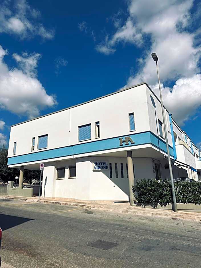 Hotel Airone