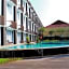 Front One Akshaya Hotel Karawang