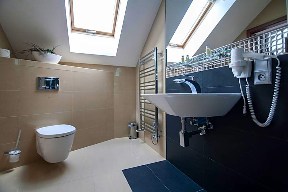 Hotel Krušnohorský Dvůr