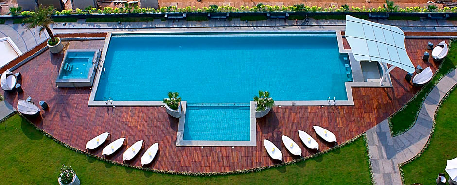 Hotel Novotel Visakhapatnam Varun Beach - - An AccorHotels Brand