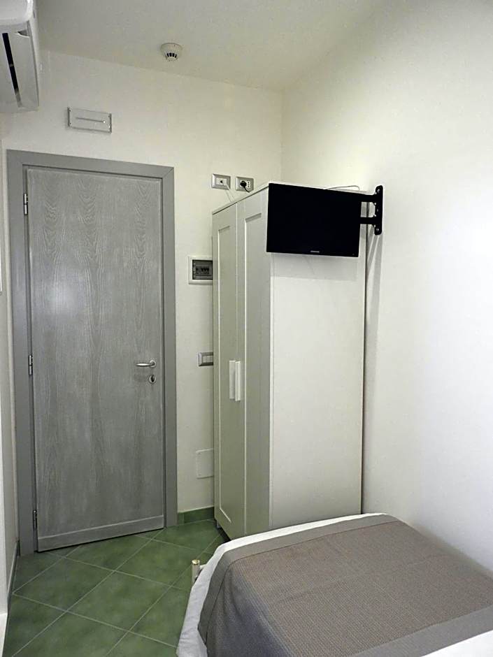 Photo 1 of 4 of Small Single Room