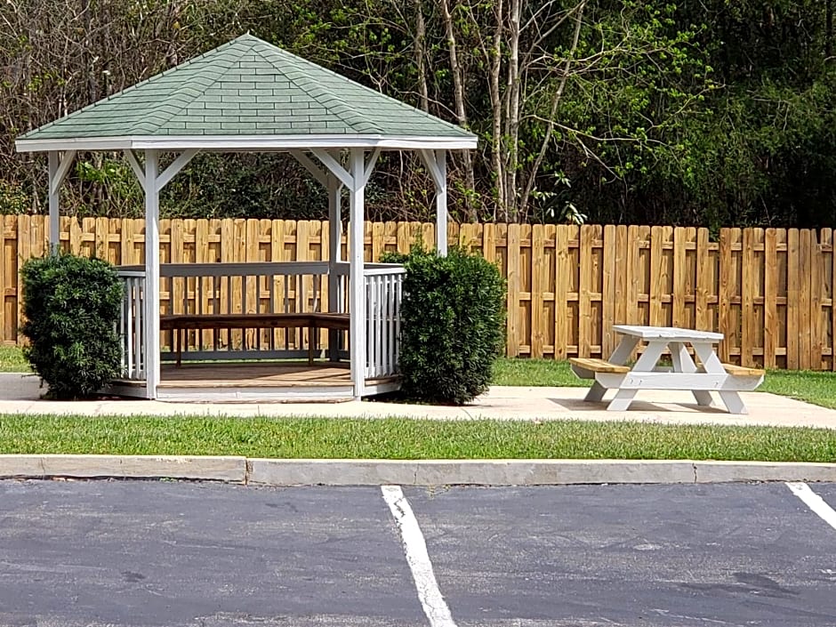 Best Western Plus Blue Angel Inn