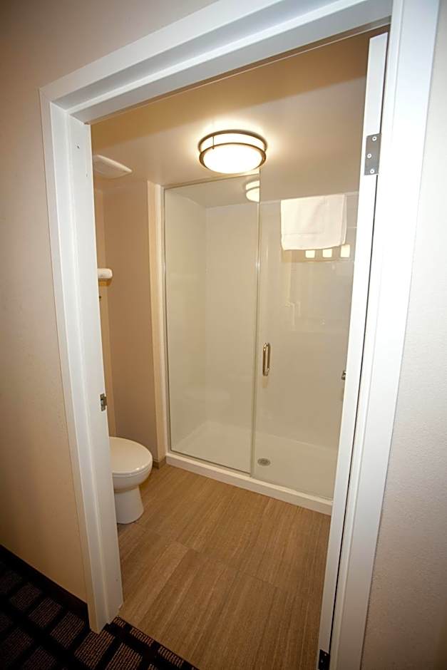 Baymont by Wyndham Erie