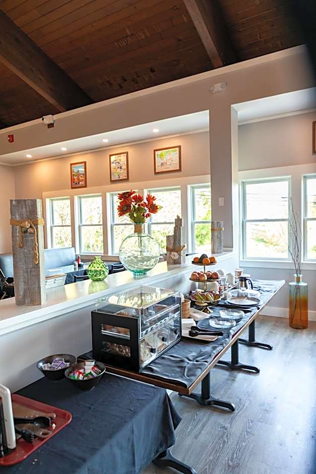 Iris Hotel Cape Cod