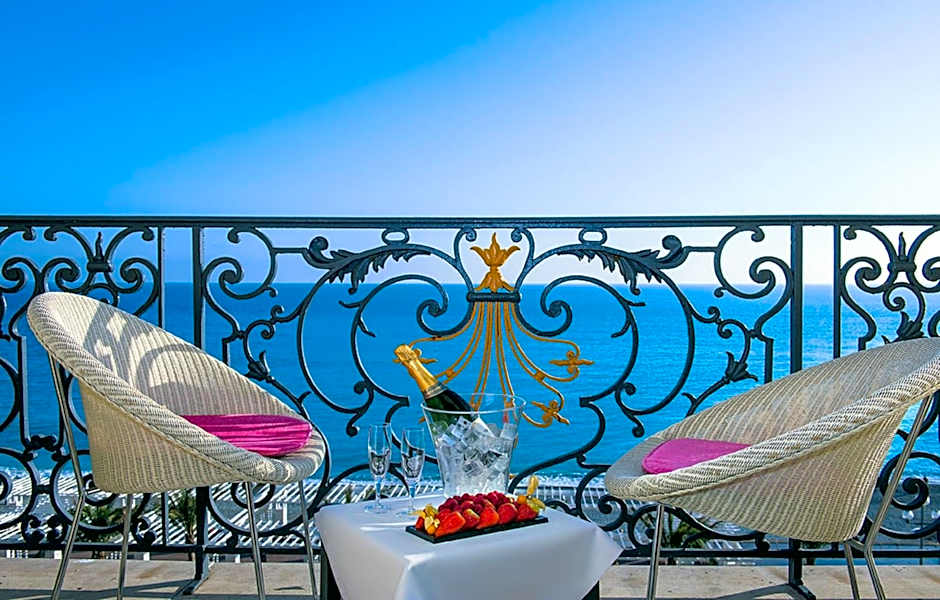 Hôtel Le Royal Promenade des Anglais