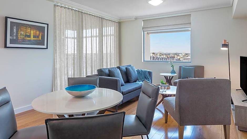 Oaks Brisbane Casino Tower Suites