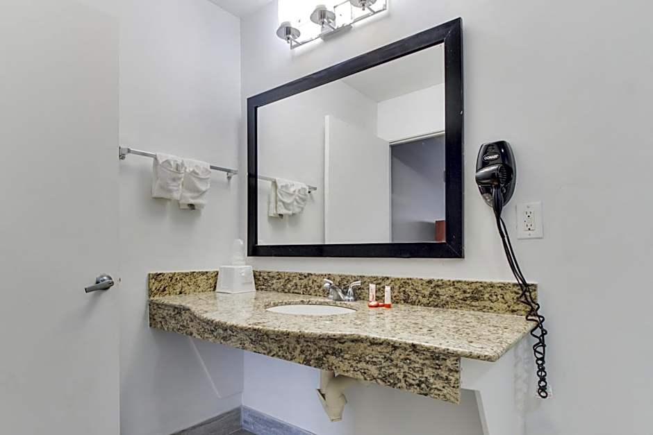 OYO Hotel Ingleside TX