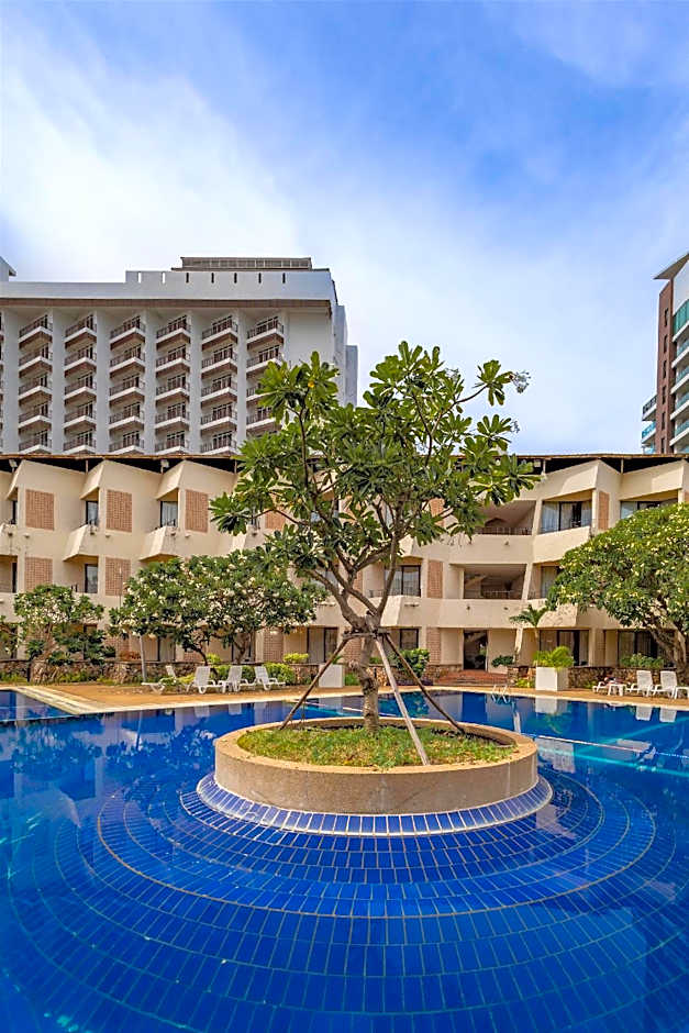 Tropicana Hotel (SHA Extra Plus)