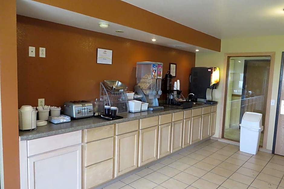 Western Inn & Suite Grinnell IA