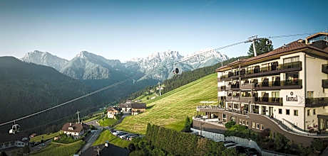 Kronplatz-Resort Hotel Kristall