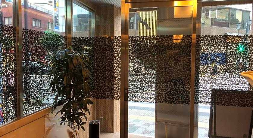 Hotel U