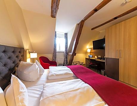 Classic Double or Twin Room