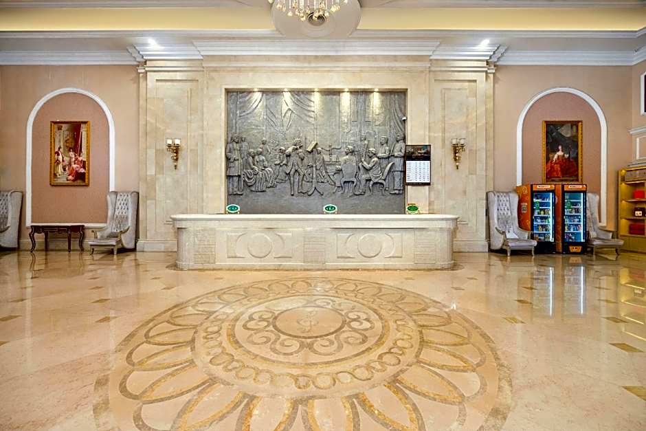 Vienna Hotel Tianjin West Station Changhong Park Metro Station