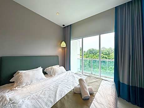 Apartment with Balcony