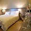Zara Rooms & Suites
