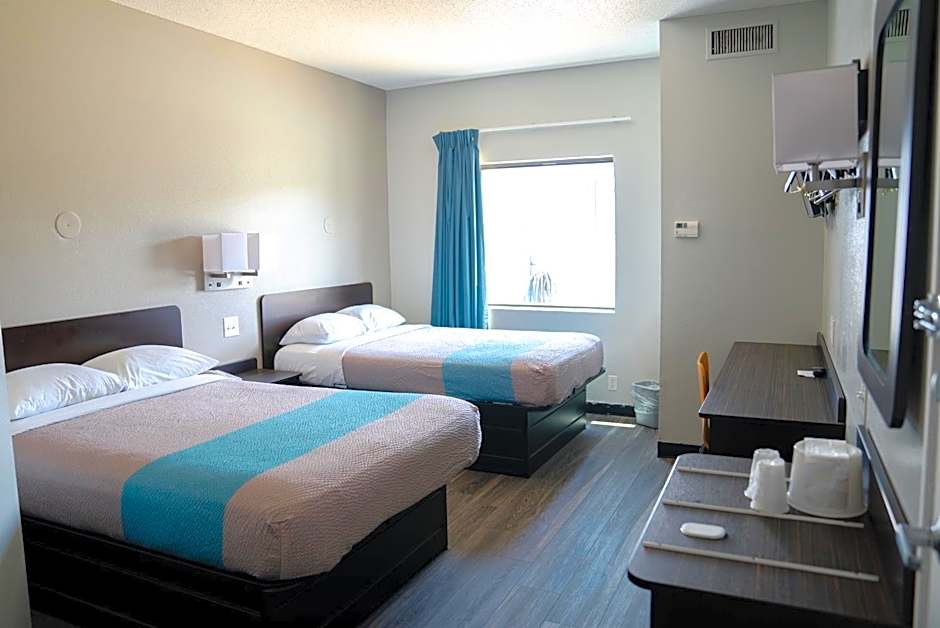 Motel 6-Caseyville, IL - Caseyville Il