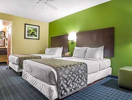 1 King Bed Nonsmoking