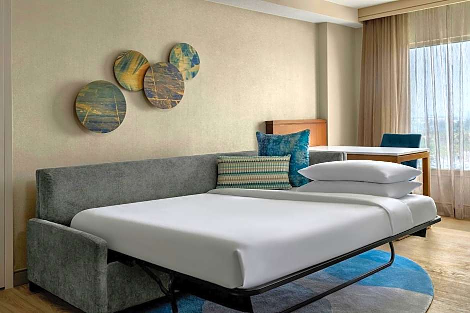 Anaheim Marriott Suites