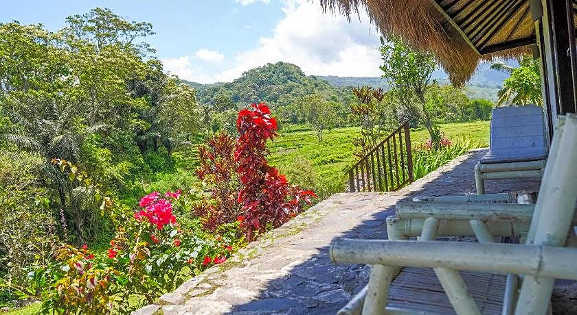 Kelimutu Crater Lakes Eco Lodge