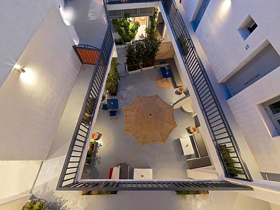 Tatakis Design Hotel, Fira