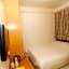 Holiday Hotel