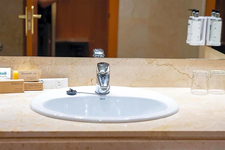 Best Western Premier CMC Girona