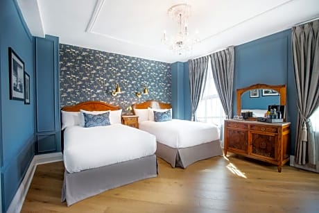 classic room, 2 double beds