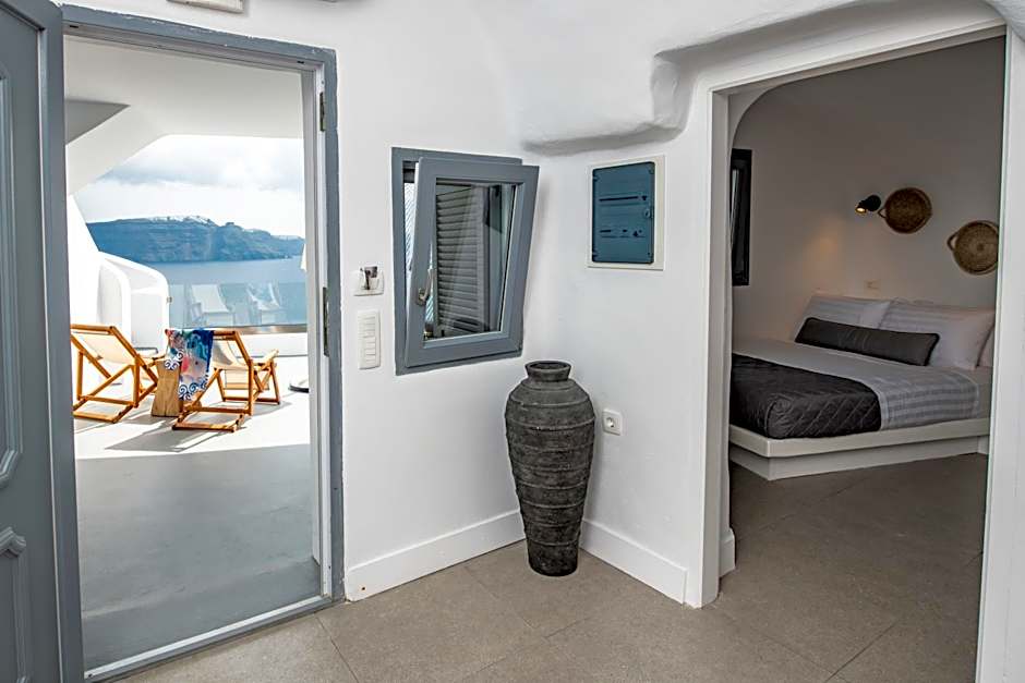 Virginia's Cave Villas