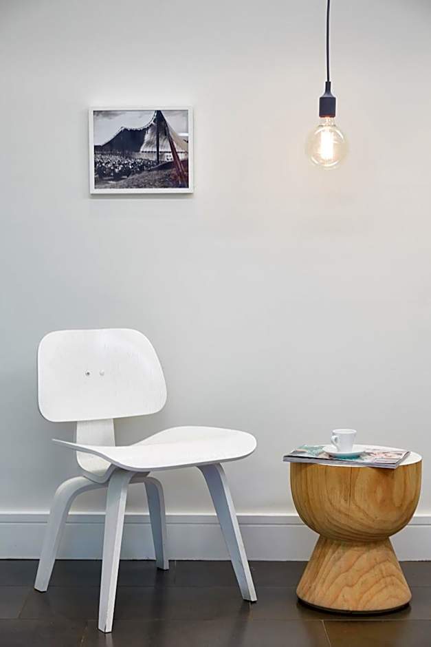 Cosmopolitan Hotel and Apartments