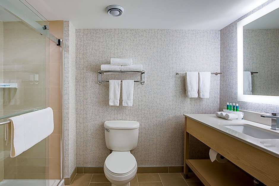 Holiday Inn Express & Suites Halifax - Bedford By IHG