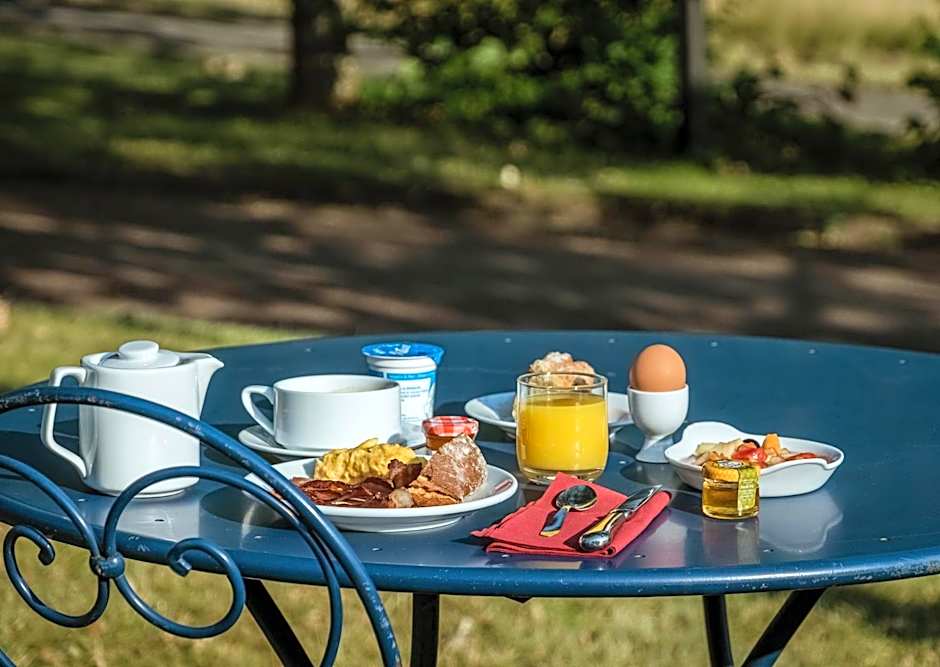 Hôtel Causse Comtal Rodez, The Originals Relais