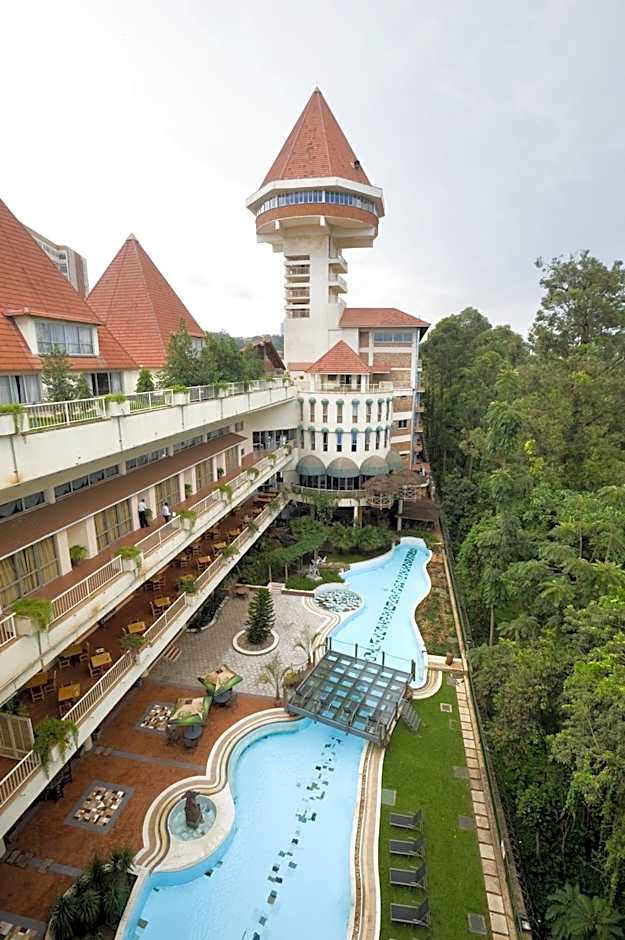 Golf Course Hotel