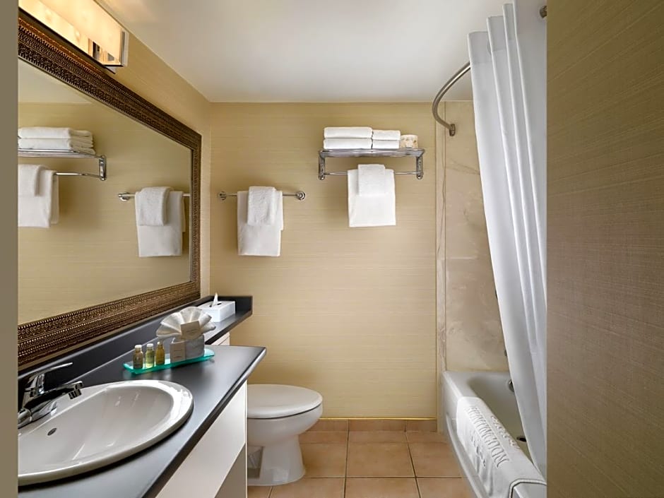 Huntingdon Hotel and Suites