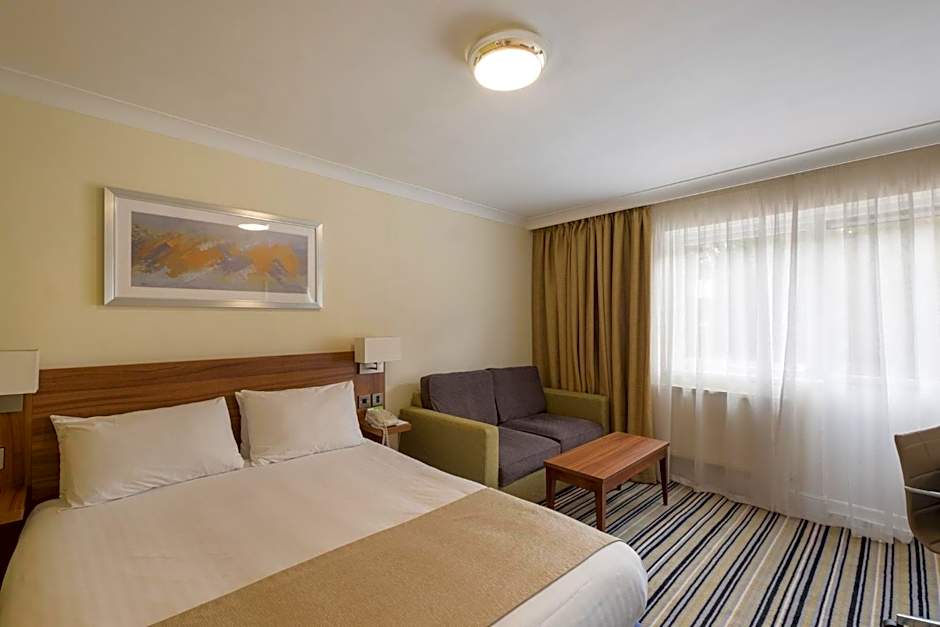Holiday Inn Swindon By IHG