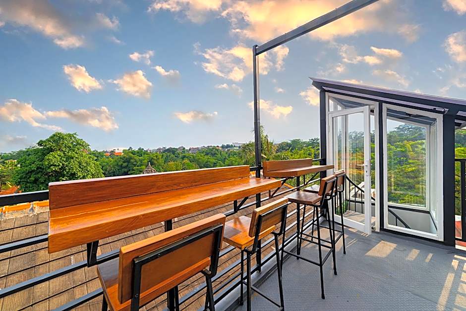 Tree Homestay Mitra RedDoorz